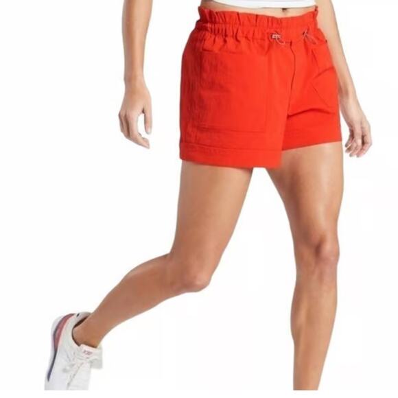 Athleta Trekkie Paper Bag Short Lightweight Elastic Waist Womens Size 4 Red - Picture 1 of 6